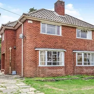 17 Howard Road. Holiday home